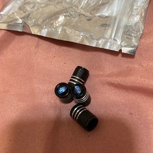Tire caps ford black 4